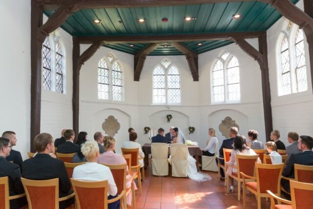 Hochzeit in der St.Viti Kapelle (c) Hansestadt Uelzen, Fotograf O. Huchthausen