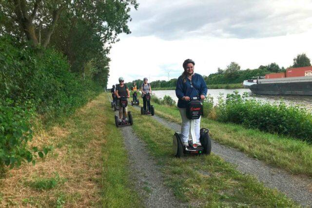 Segway-Tour Hansestadt Uelzen - Gruppe am Elbe-Seitenkanal - Foto Hansestadt Uelzen_web