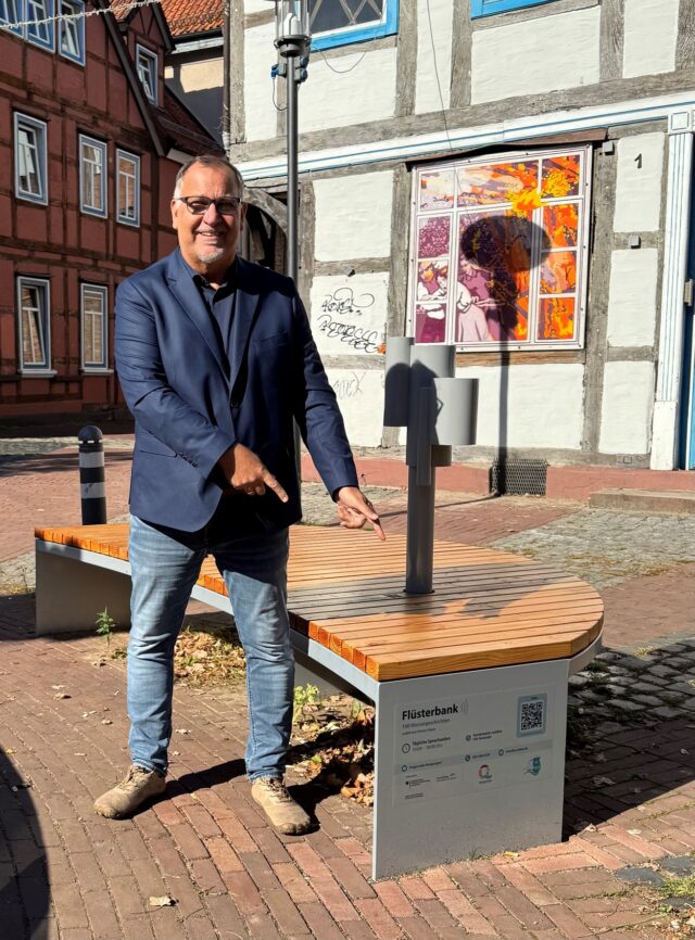 Schnellenmarkt Flüsterbank A.Hass(c)EB KTS